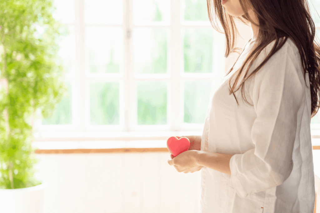 生理周期の乱れはなぜ起こる？AMH、FSH、E2で読み解く「卵巣のSOS」 - リモート検査のウェルミル｜ウェルミルはいつでもどこでも、 簡単 ...